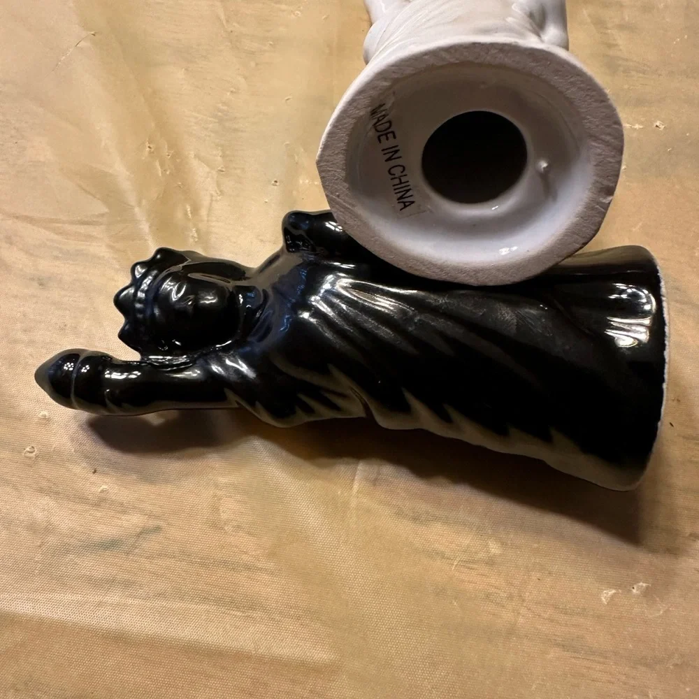 Black and White Ceramic Statue Set